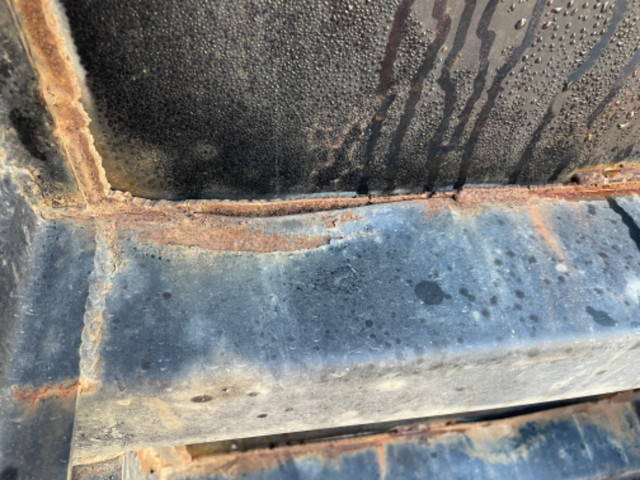 三菱ふそうスーパーグレートダンプ大型（10t）[写真13]