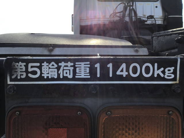 三菱ふそうスーパーグレートトレーラーヘッド（トラクターヘッド）大型（10t）[写真14]