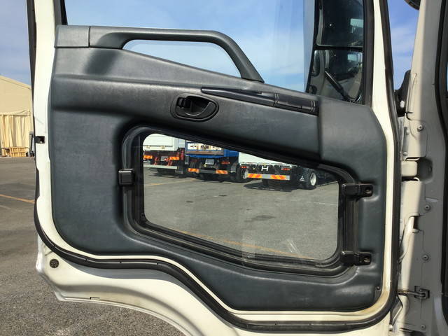 三菱ふそうスーパーグレートトレーラーヘッド（トラクターヘッド）大型（10t）[写真27]