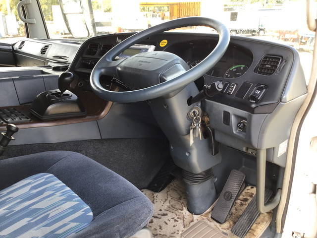 三菱ふそうスーパーグレートトレーラーヘッド（トラクターヘッド）大型（10t）[写真34]