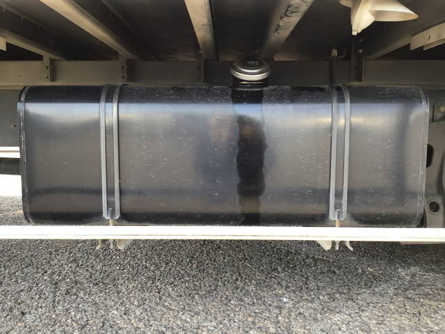 日野レンジャーアルミバン中型（4t）[写真18]