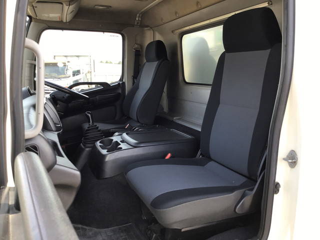 日野レンジャーアルミバン中型（4t）[写真28]