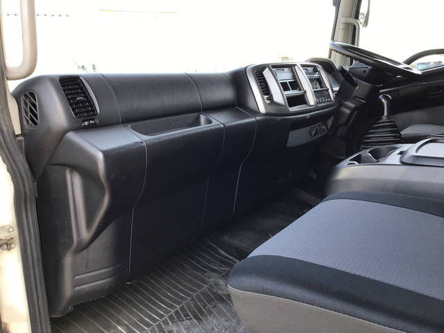 日野レンジャーアルミバン中型（4t）[写真31]