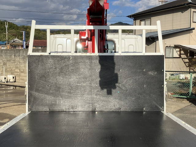 三菱ふそうキャンタークレーン3段小型（2t・3t）[写真12]