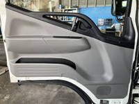 三菱ふそうキャンタークレーン3段小型（2t・3t）[写真26]