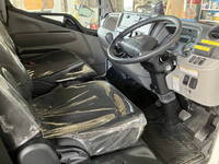 三菱ふそうキャンタークレーン3段小型（2t・3t）[写真32]