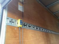 三菱ふそうキャンターアルミバン小型（2t・3t）[写真14]