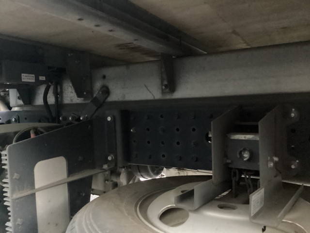 三菱ふそうキャンターアルミバン小型（2t・3t）[写真21]