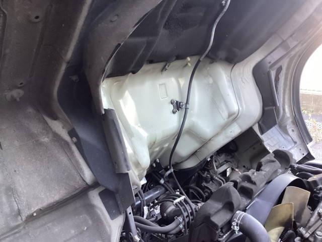 三菱ふそうキャンターアルミバン小型（2t・3t）[写真24]