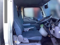 三菱ふそうキャンターアルミバン小型（2t・3t）[写真29]