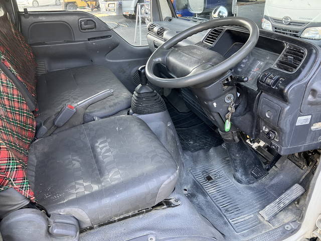 いすゞエルフ平ボディ小型（2t・3t）[写真34]