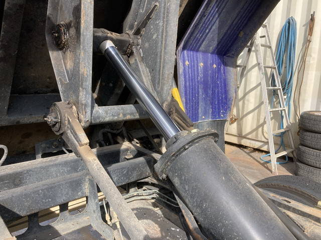 いすゞフォワードダンプ中型（4t）[写真14]