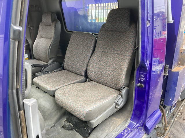 いすゞフォワードダンプ中型（4t）[写真29]