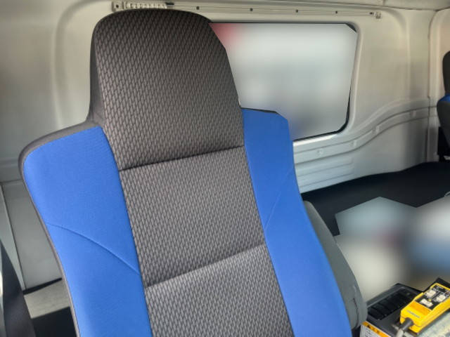 いすゞギガコンテナ専用車大型（10t）[写真27]