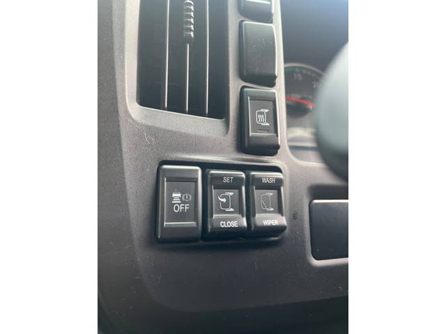 いすゞギガコンテナ専用車大型（10t）[写真35]