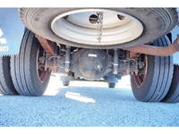 三菱ふそうキャンター平ボディ小型（2t・3t）[写真12]