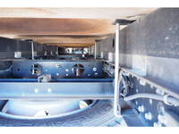 三菱ふそうキャンター平ボディ小型（2t・3t）[写真13]