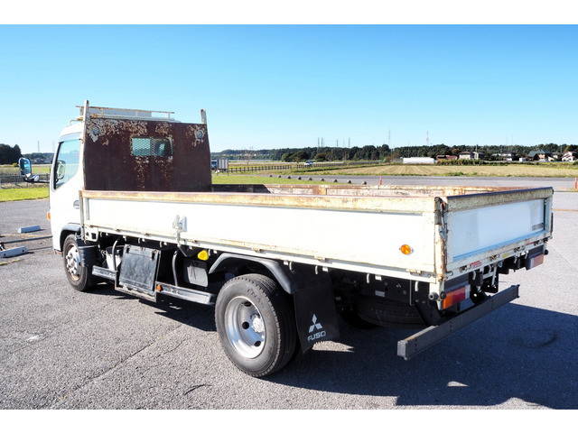 三菱ふそうキャンター平ボディ小型（2t・3t）[写真02]