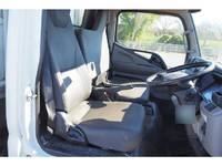 三菱ふそうキャンター平ボディ小型（2t・3t）[写真28]