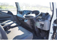 三菱ふそうキャンター平ボディ小型（2t・3t）[写真29]