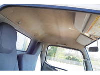 三菱ふそうキャンター平ボディ小型（2t・3t）[写真30]