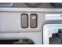 三菱ふそうキャンター平ボディ小型（2t・3t）[写真32]