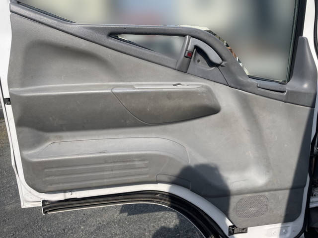 三菱ふそうキャンタークレーン3段小型（2t・3t）[写真29]