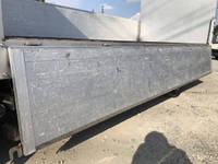 いすゞエルフアルミブロック小型（2t・3t）[写真12]