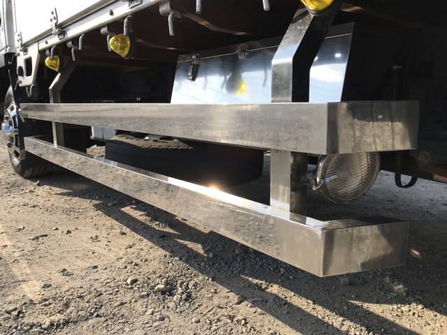 いすゞエルフアルミブロック小型（2t・3t）[写真17]