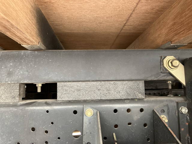 いすゞエルフアルミブロック小型（2t・3t）[写真25]