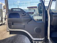 いすゞエルフアルミブロック小型（2t・3t）[写真29]