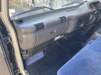 いすゞエルフアルミブロック小型（2t・3t）[写真31]