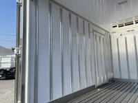 マツダタイタン冷凍車（冷蔵車）小型（2t・3t）[写真14]