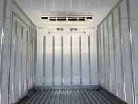 マツダタイタン冷凍車（冷蔵車）小型（2t・3t）[写真16]