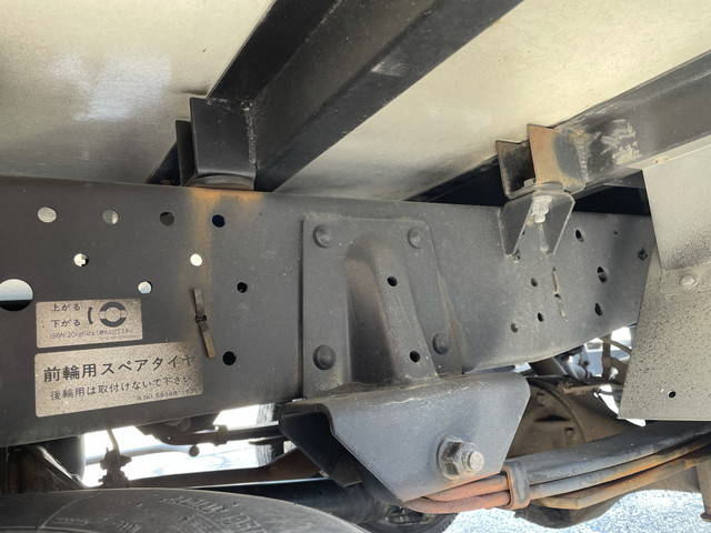 マツダタイタン冷凍車（冷蔵車）小型（2t・3t）[写真23]