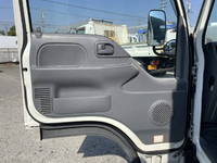 マツダタイタン冷凍車（冷蔵車）小型（2t・3t）[写真28]