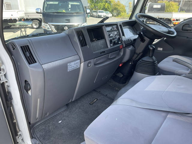 マツダタイタン冷凍車（冷蔵車）小型（2t・3t）[写真30]