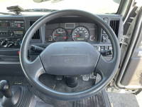 マツダタイタン冷凍車（冷蔵車）小型（2t・3t）[写真35]