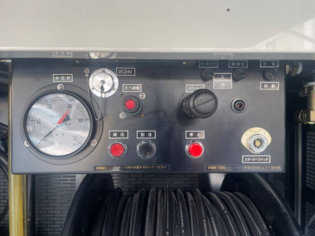 日野デュトロ高圧洗浄車小型（2t・3t）[写真21]