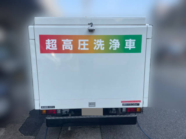 日野デュトロ高圧洗浄車小型（2t・3t）[写真07]