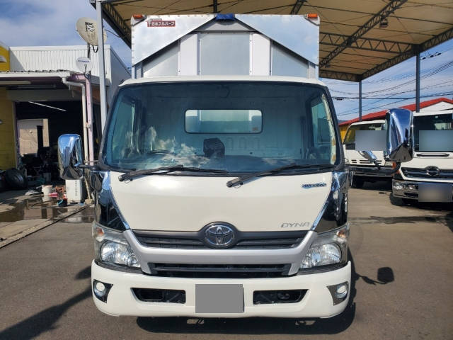 トヨタダイナ冷蔵冷凍ウイング小型（2t・3t）[写真05]