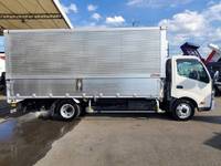 トヨタダイナ冷蔵冷凍ウイング小型（2t・3t）[写真06]