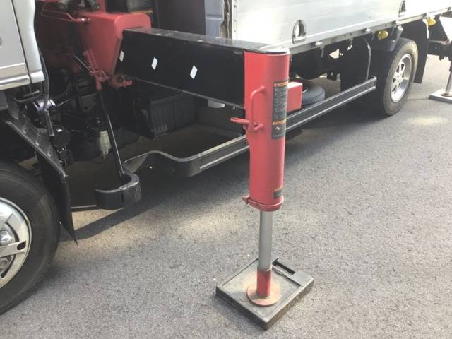 いすゞエルフクレーン6段小型（2t・3t）[写真15]