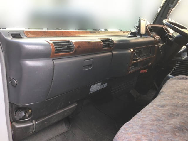 いすゞエルフクレーン6段小型（2t・3t）[写真30]