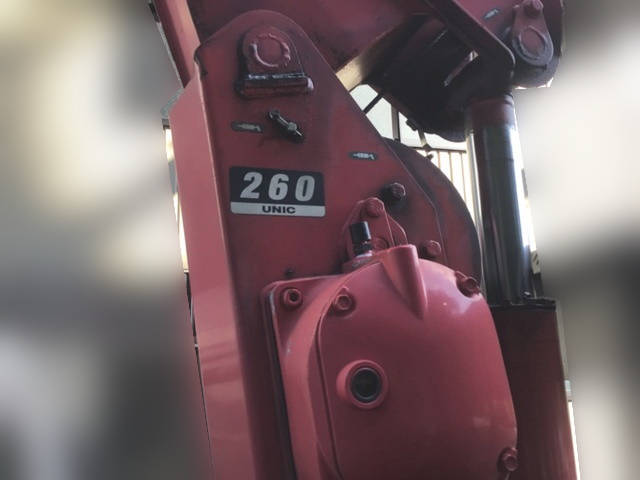 いすゞエルフクレーン6段小型（2t・3t）[写真09]