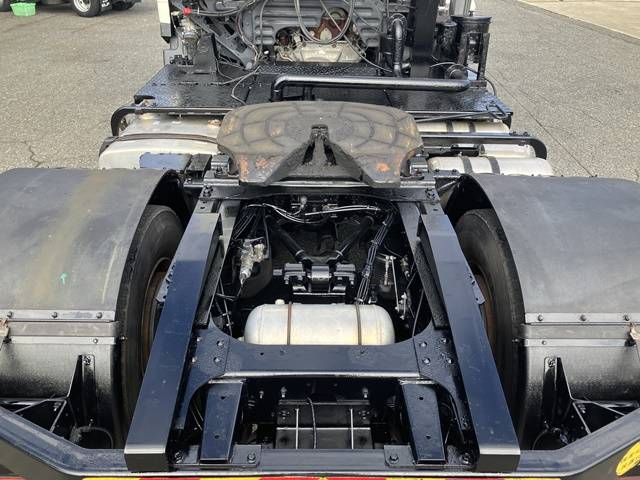 日野プロフィアトレーラーヘッド（トラクターヘッド）大型（10t）[写真10]