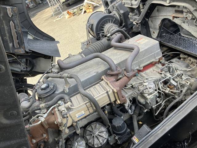 日野プロフィアトレーラーヘッド（トラクターヘッド）大型（10t）[写真23]