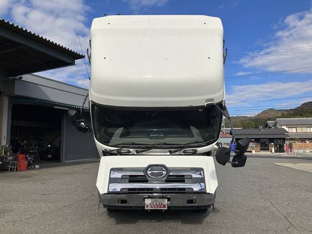 日野プロフィアトレーラーヘッド（トラクターヘッド）大型（10t）[写真08]