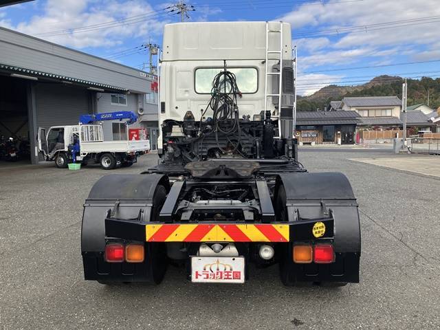 日野プロフィアトレーラーヘッド（トラクターヘッド）大型（10t）[写真09]