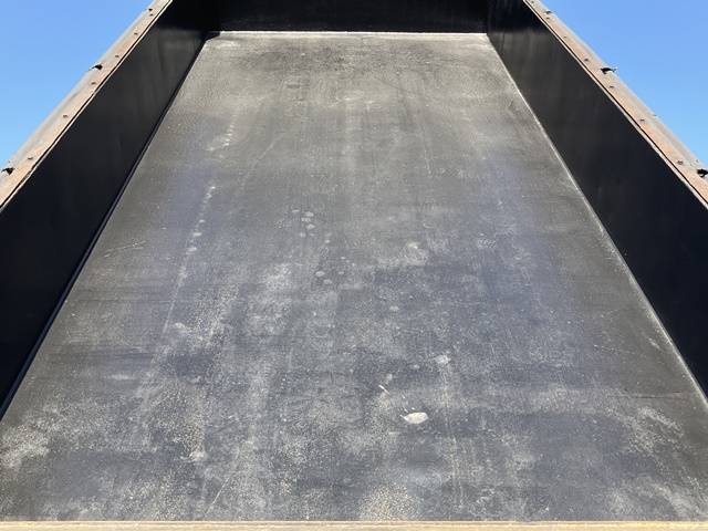 日野プロフィアダンプ大型（10t）[写真11]